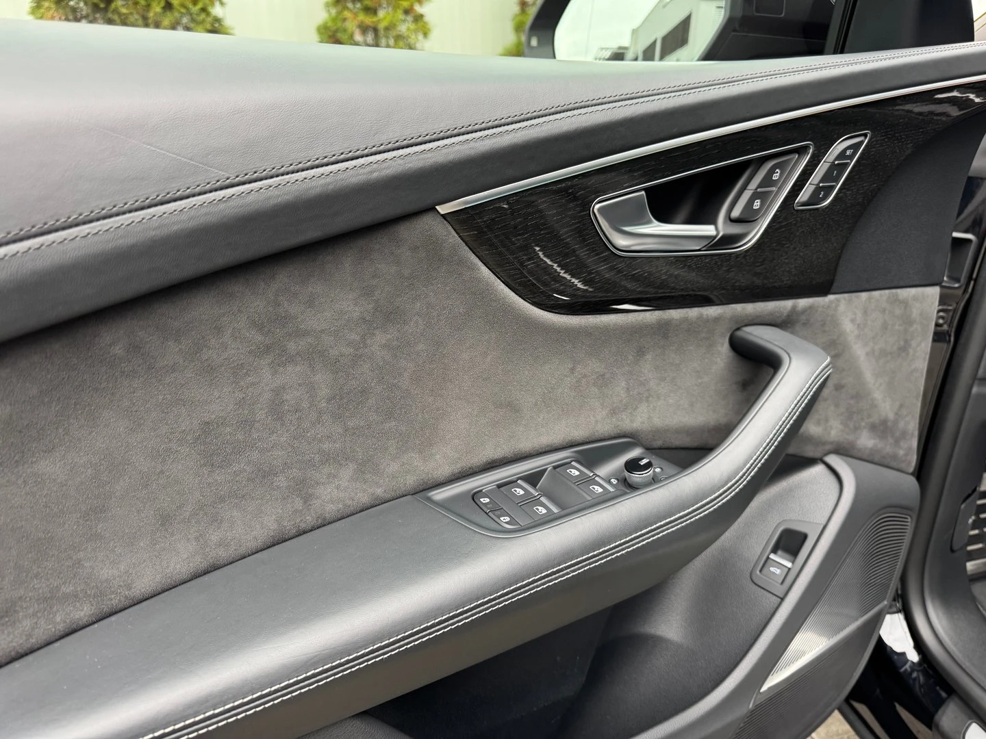 Audi SQ8 TDI quattro, снимка 7 - Автомобили и джипове - 53384112