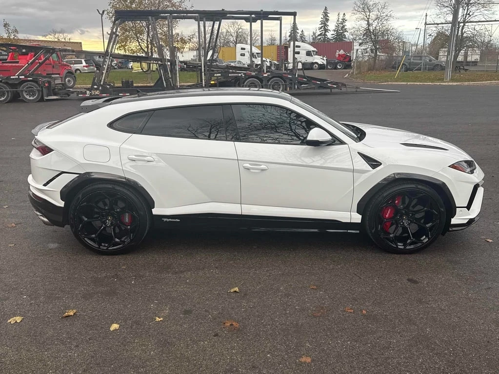 Lamborghini Urus * Performante * CARFAX * БЕЗ ПЪРВОНАЧАЛНА ВНОСКА - изображение 3