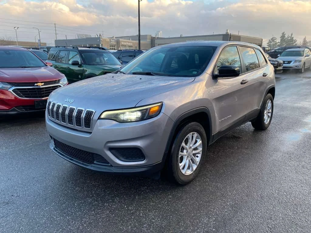 Jeep Cherokee * Sport | 4X4 | Apple CarPlay | Android Auto | * C, снимка 3 - Автомобили и джипове - 53947642