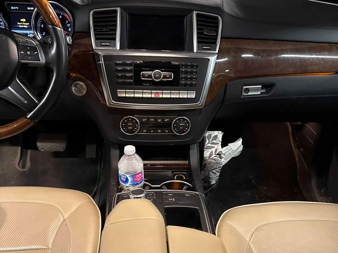 Mercedes-Benz GL 550 * CARFAX * 360 * ОБДУХВАНЕ * ПАМЕТ, снимка 9 - Автомобили и джипове - 54434296