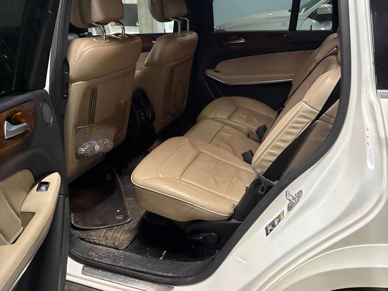 Mercedes-Benz GL 550 * CARFAX * 360 * ОБДУХВАНЕ * ПАМЕТ, снимка 10 - Автомобили и джипове - 54434296