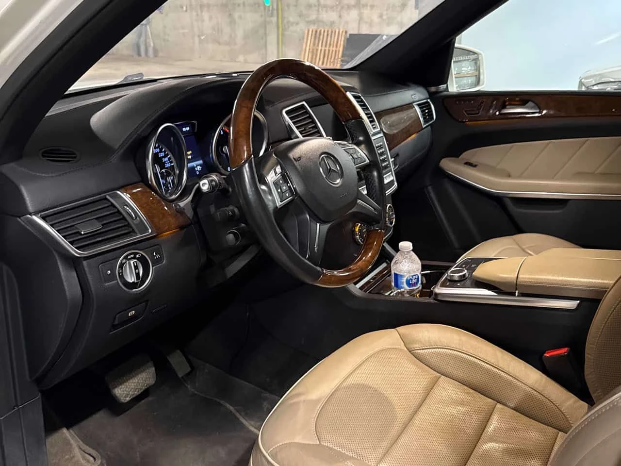 Mercedes-Benz GL 550 * CARFAX * 360 * ОБДУХВАНЕ * ПАМЕТ, снимка 5 - Автомобили и джипове - 54434296