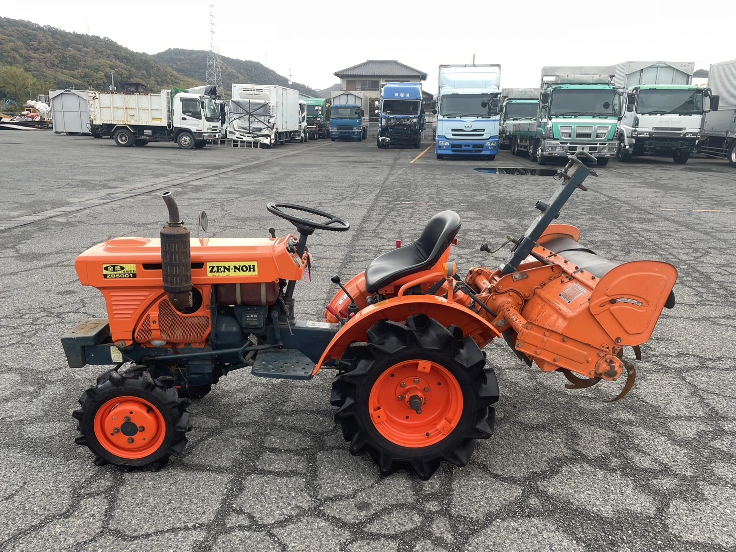 Трактор Kubota B5001D - изображение 2