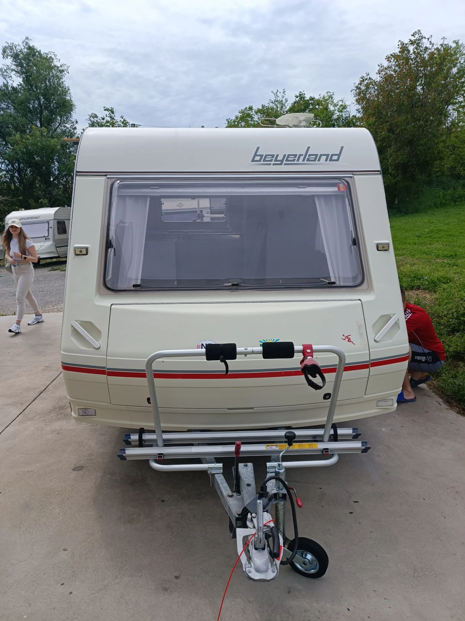 Каравана Beyerland Sprinter 350-2, снимка 2 - Каравани и кемпери - 55361614