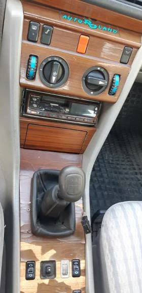 Mercedes-Benz E 260 бензин , ръчни скорости , снимка 14