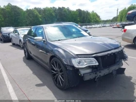 Chrysler 300c 5.7 HEMI * 2017 * ОБДУХВАНЕ * ЗАДНО * CARFAX * , снимка 1