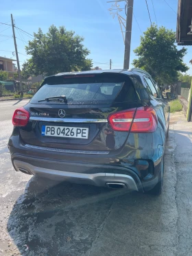 Mercedes-Benz CLA 200, снимка 9