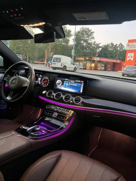 Mercedes-Benz E 300 4matic/ серв. История/ carplay/ led/ Burmester - 43000 лв. - 64023900 13