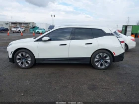 BMW iX XDRIVE50 - 73000 лв. / 37324.31 € - 49010897 13