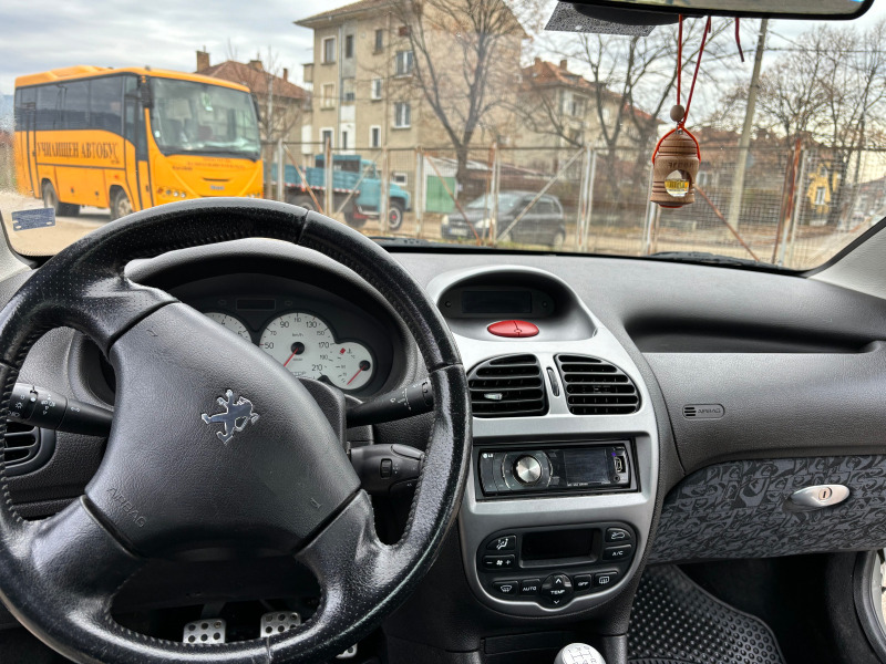 Peugeot 206, снимка 9 - Автомобили и джипове - 43394988