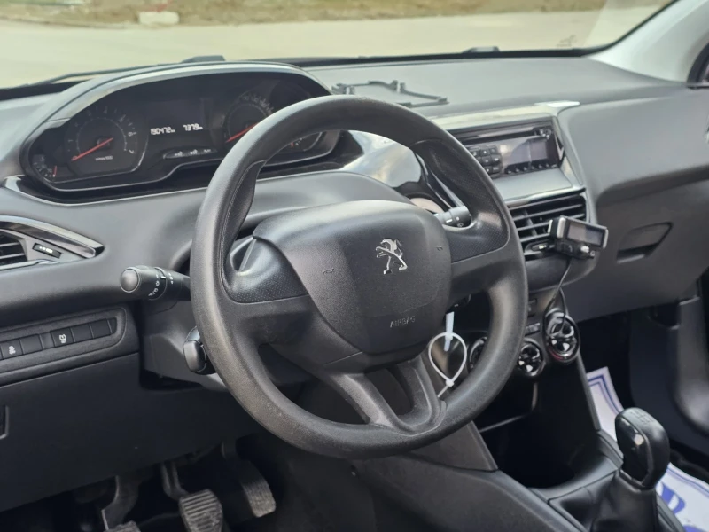 Peugeot 208, снимка 9 - Автомобили и джипове - 49089493