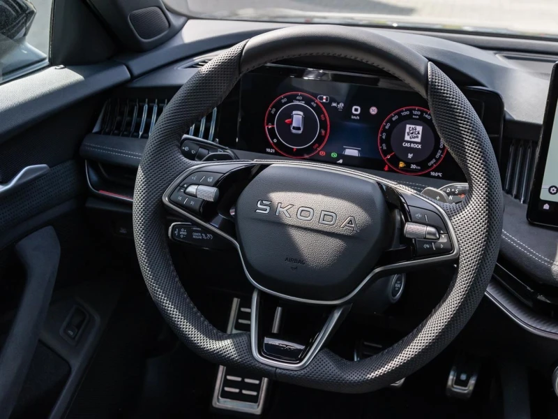 Skoda Superb 2.0 TDI SPORTLINE MATRIX CAMERA ACC SIDE-ASSIST, снимка 7 - Автомобили и джипове - 51508761