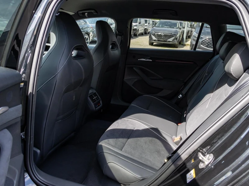 Skoda Superb 2.0 TDI SPORTLINE MATRIX CAMERA ACC SIDE-ASSIST, снимка 13 - Автомобили и джипове - 51508761