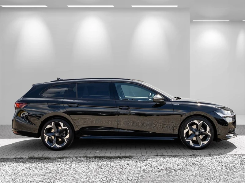 Skoda Superb 2.0 TDI SPORTLINE MATRIX CAMERA ACC SIDE-ASSIST, снимка 3 - Автомобили и джипове - 51508761