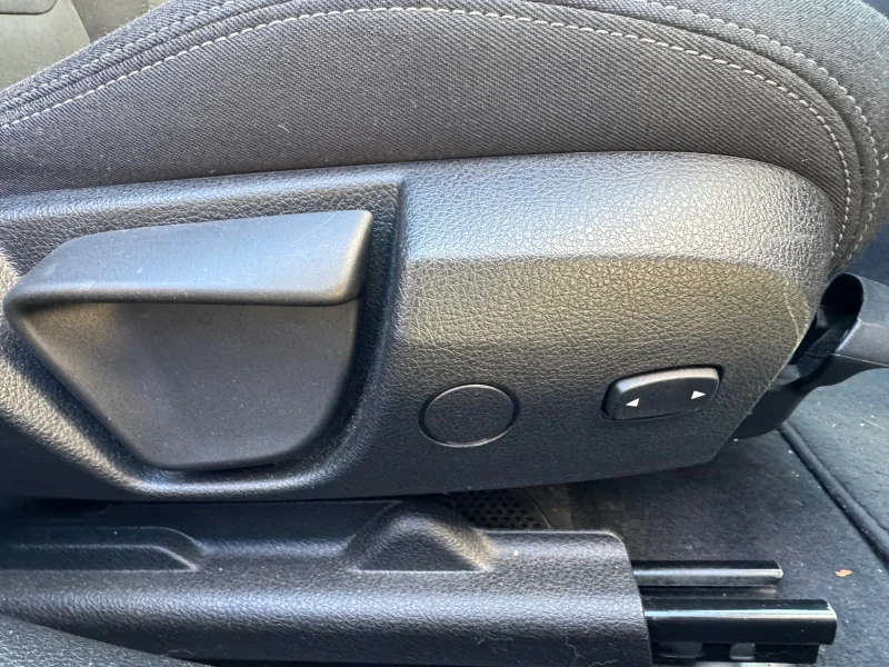 BMW 320, снимка 11 - Автомобили и джипове - 52487682