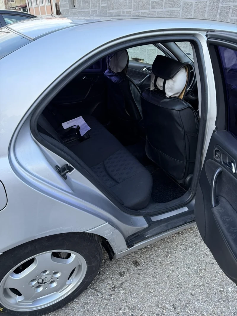 Mercedes-Benz C 200 W203 TOP, снимка 6 - Автомобили и джипове - 52538973