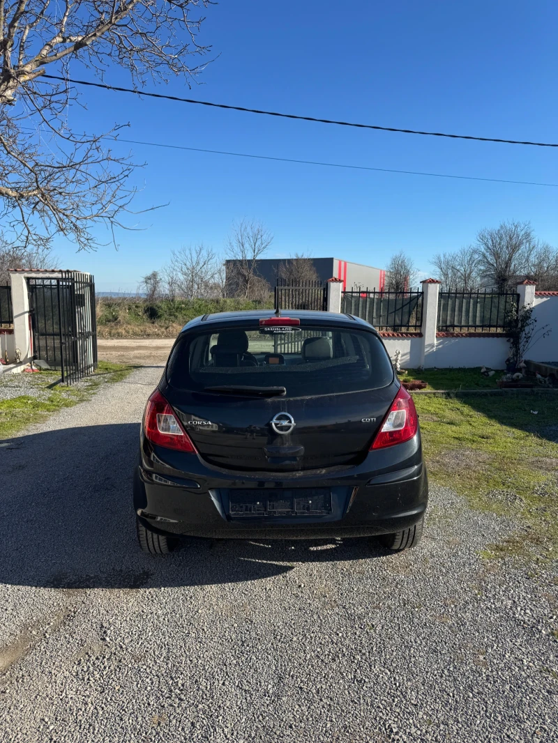 Opel Corsa 1.3, снимка 6 - Автомобили и джипове - 52965435