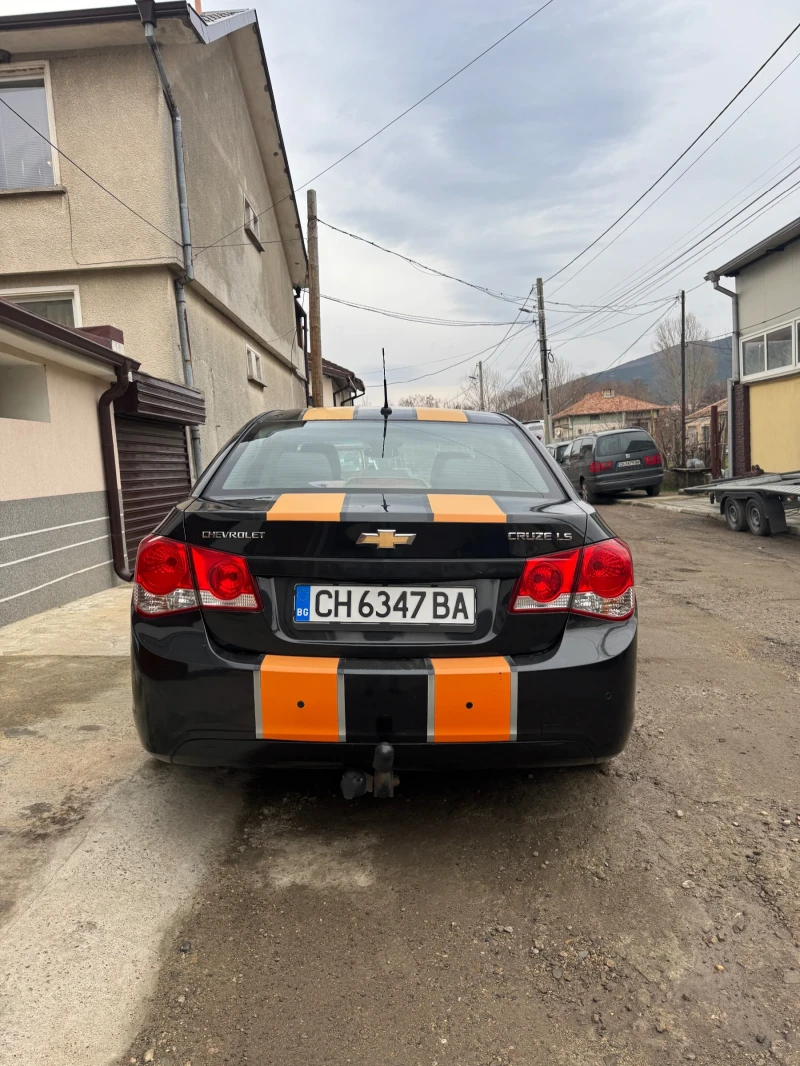 Chevrolet Cruze 1.8, снимка 5 - Автомобили и джипове - 53027129