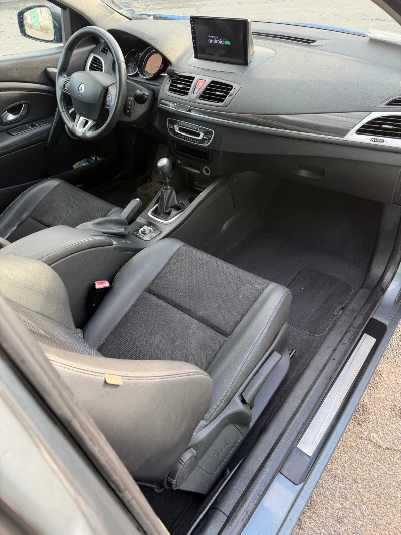 Renault Megane Coupe, снимка 7 - Автомобили и джипове - 53500771