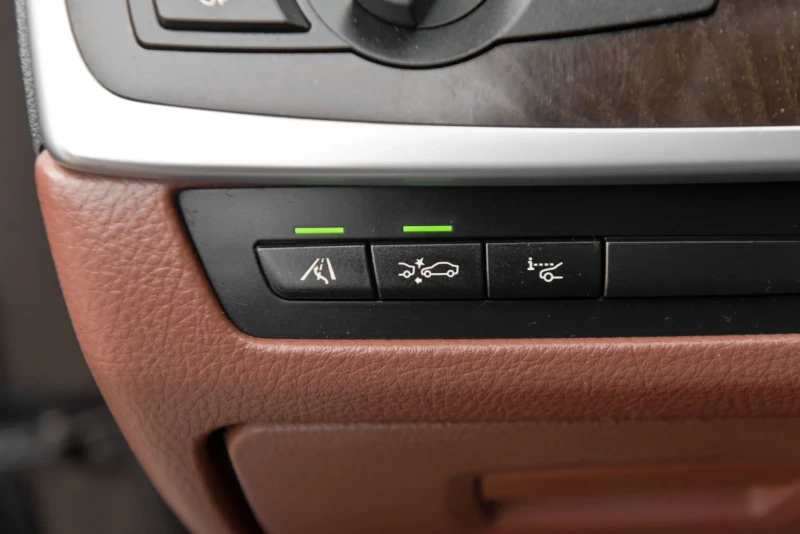 BMW 530 M-performance , снимка 13 - Автомобили и джипове - 53527361