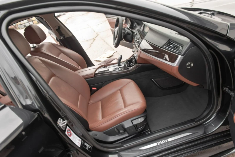 BMW 530 M-performance , снимка 10 - Автомобили и джипове - 53527361