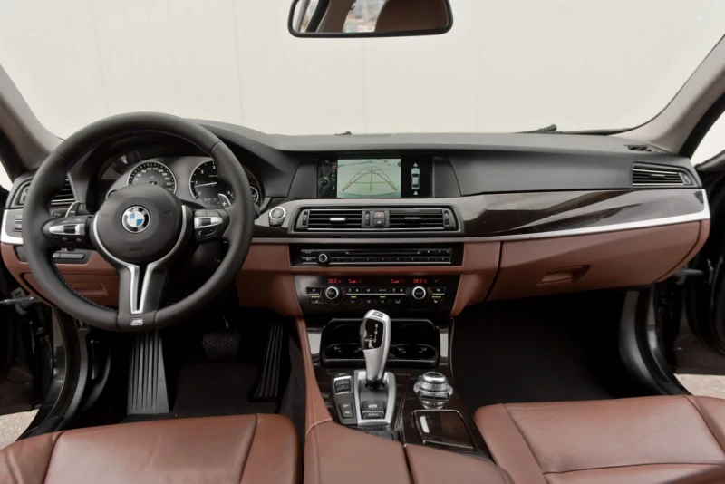 BMW 530 M-performance , снимка 11 - Автомобили и джипове - 53527361