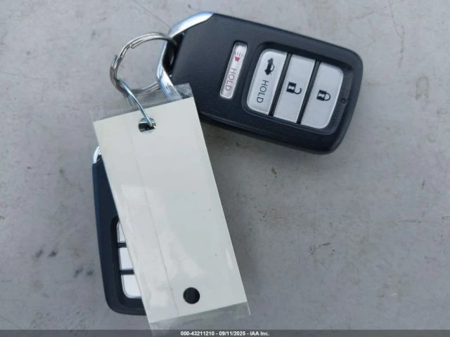 Honda Accord * Подгрев* Smart Key* Камера* Hil assist* , снимка 14 - Автомобили и джипове - 53026108