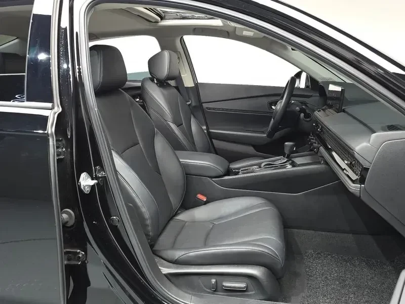 Honda Accord * 11Th * Generation * 1.5 Turbo, снимка 9 - Автомобили и джипове - 55059240