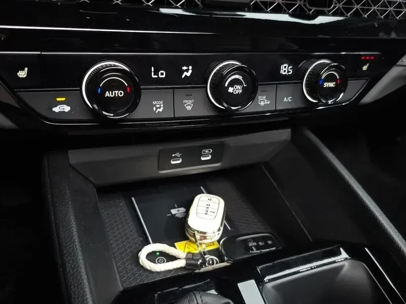 Honda Accord * 11Th * Generation * 1.5 Turbo, снимка 14 - Автомобили и джипове - 55059240