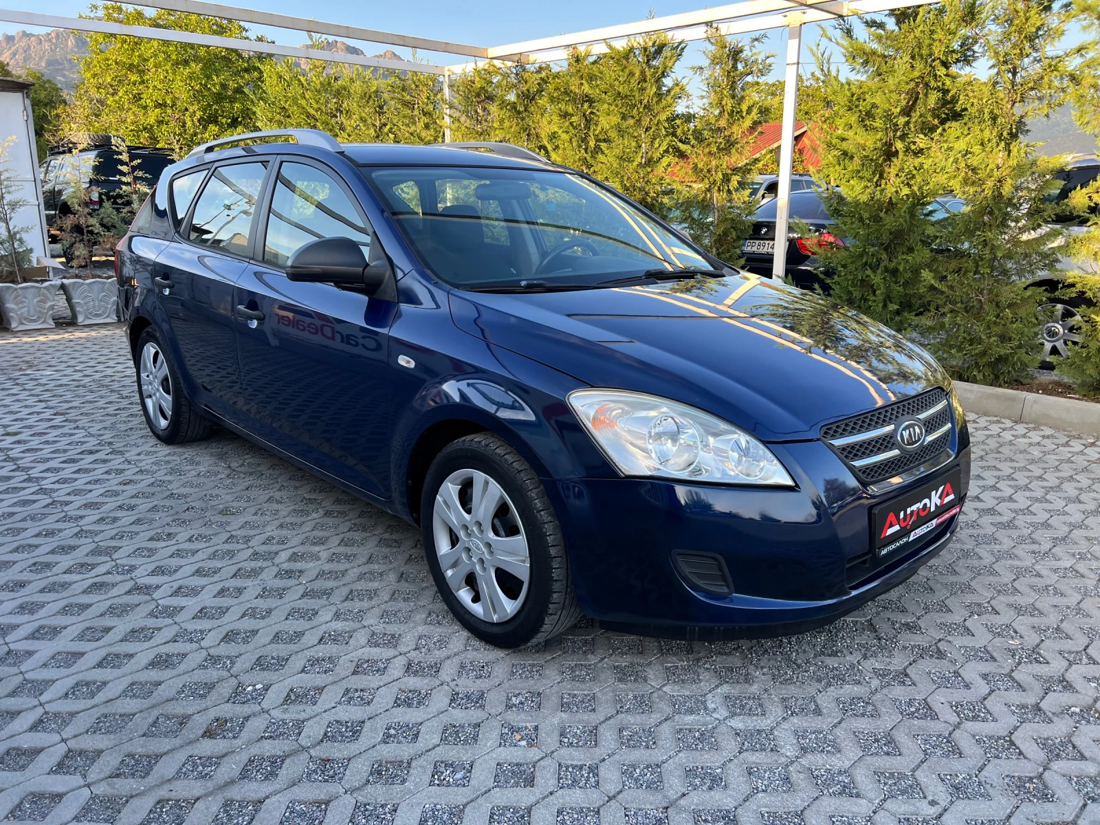 Kia Ceed 1.6i-121кс= 181хил.км= КЛИМАТИК= ПОДХОДЯЩ ЗА ГАЗ - изображение 2