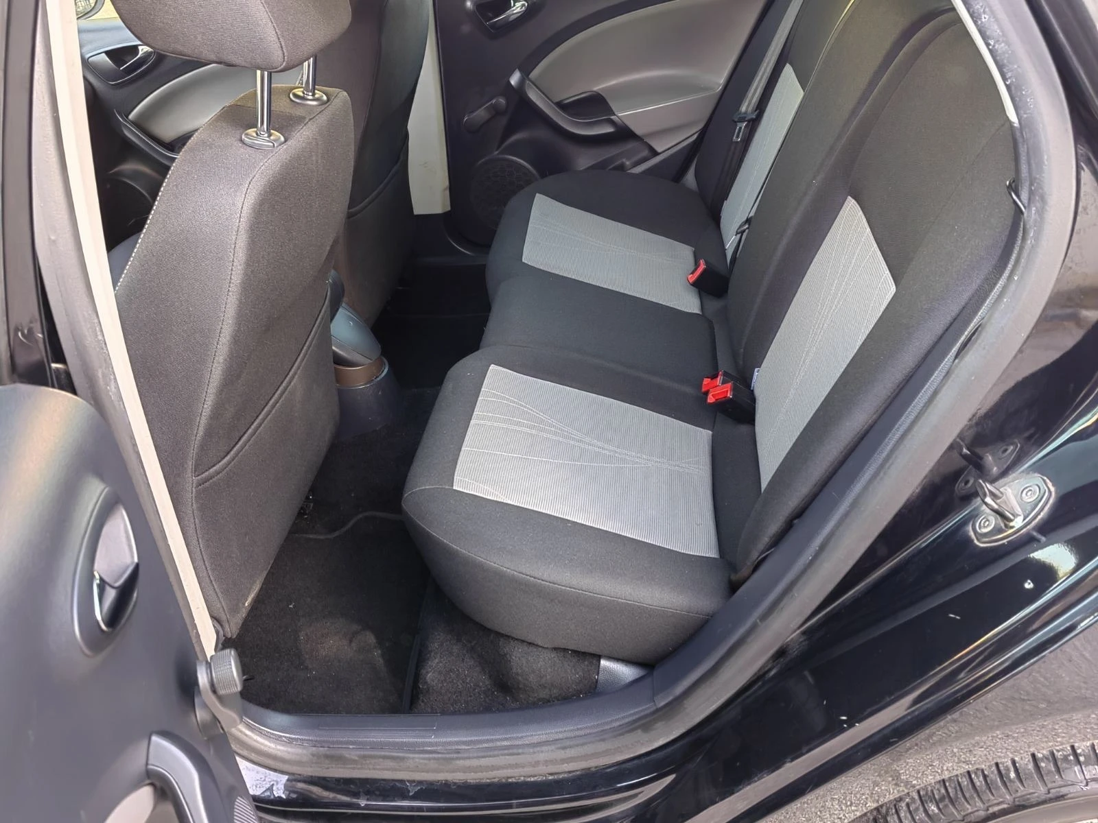 Seat Ibiza 1.2 benzin TOP | Mobile.bg — изображение 13