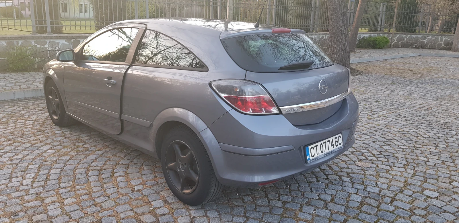 Opel Astra 1.4 - изображение 4
