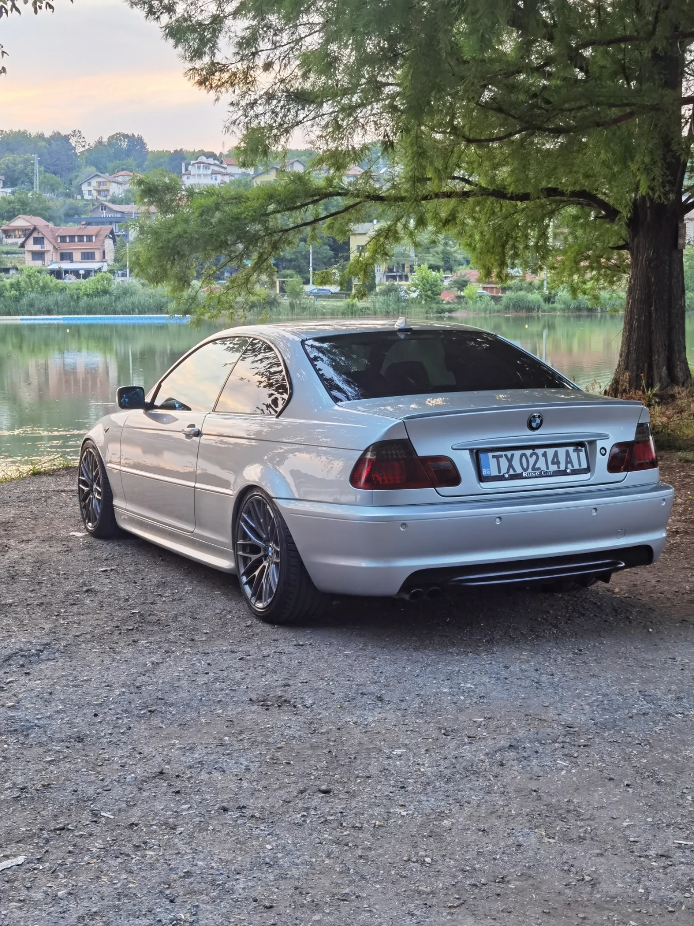 BMW 320  - изображение 8