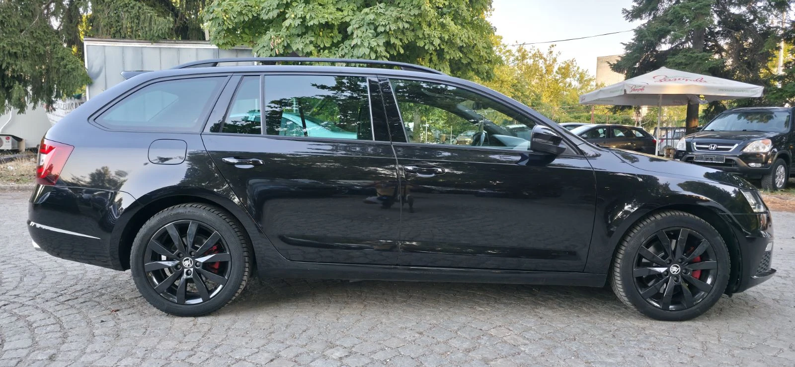 Skoda Octavia 2.0TDI * RS* AVTOMAT* 4×4* KEYLESS* ШВЕЙЦАРИЯ - изображение 4