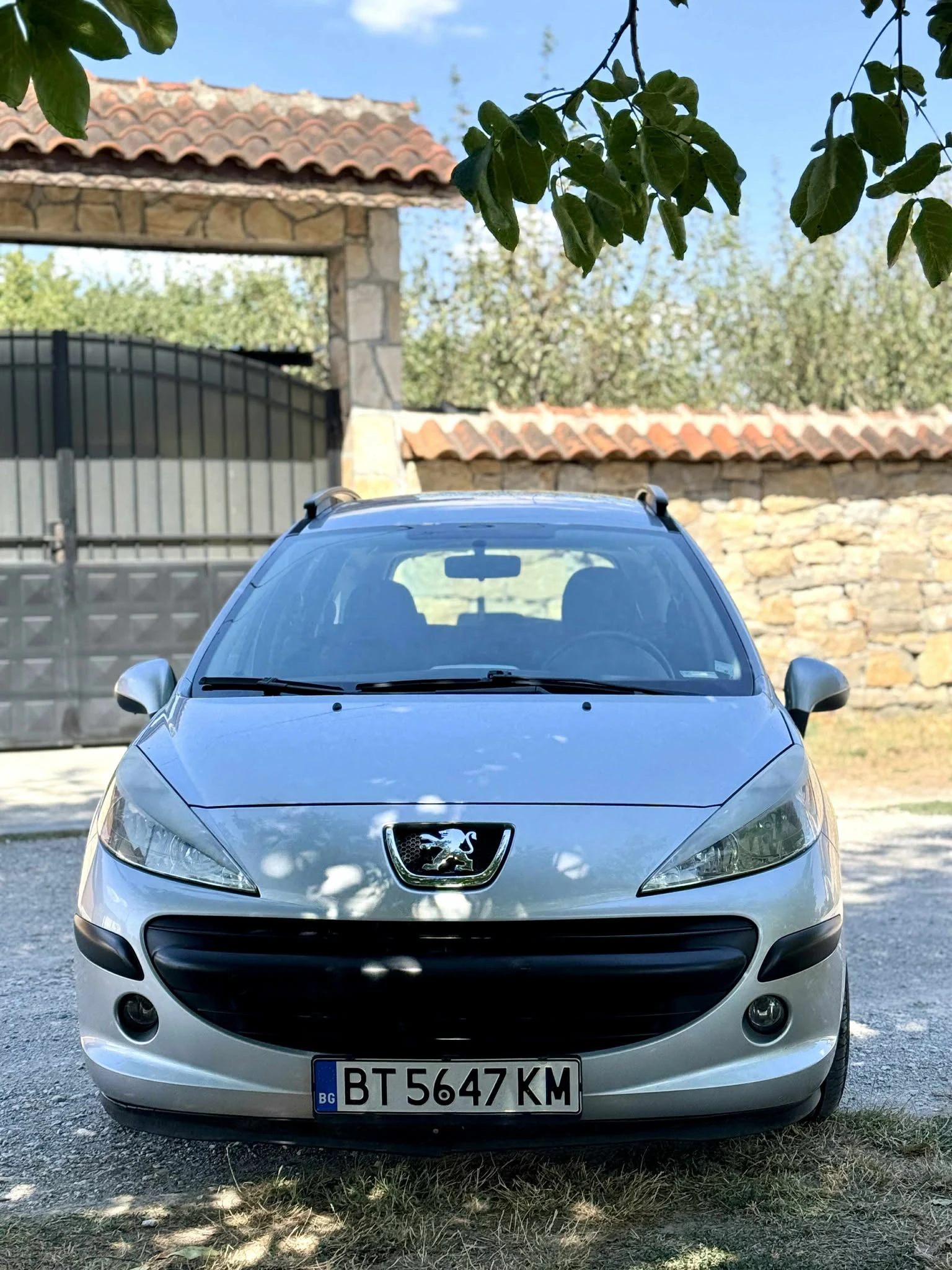 Peugeot 207 SW 1.4 бензин+ газ - изображение 3