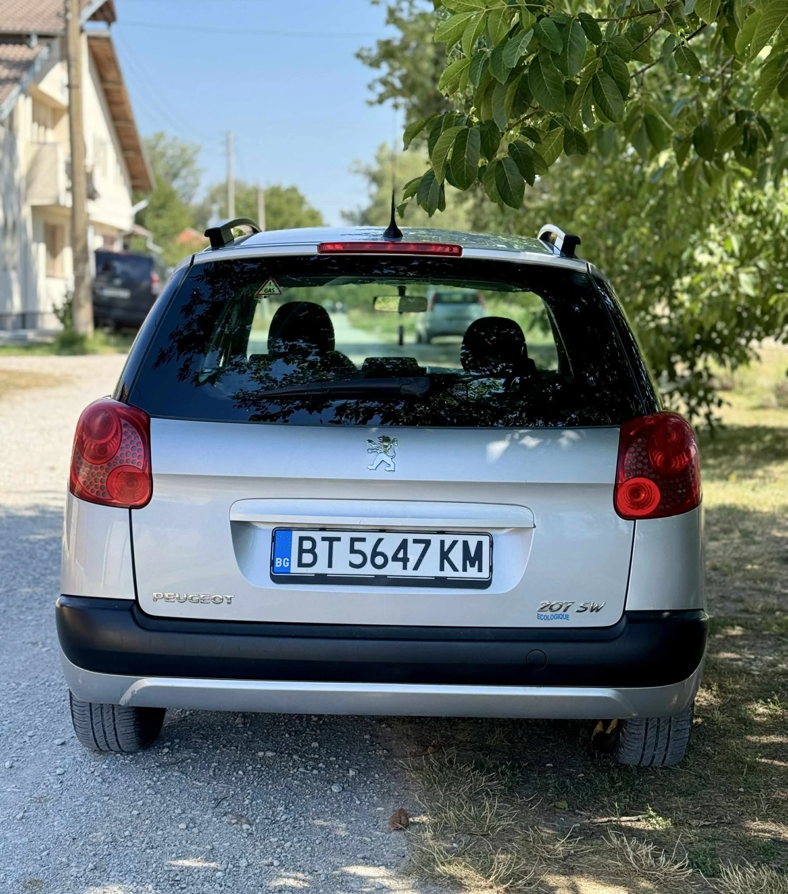 Peugeot 207 SW 1.4 бензин+ газ - изображение 5