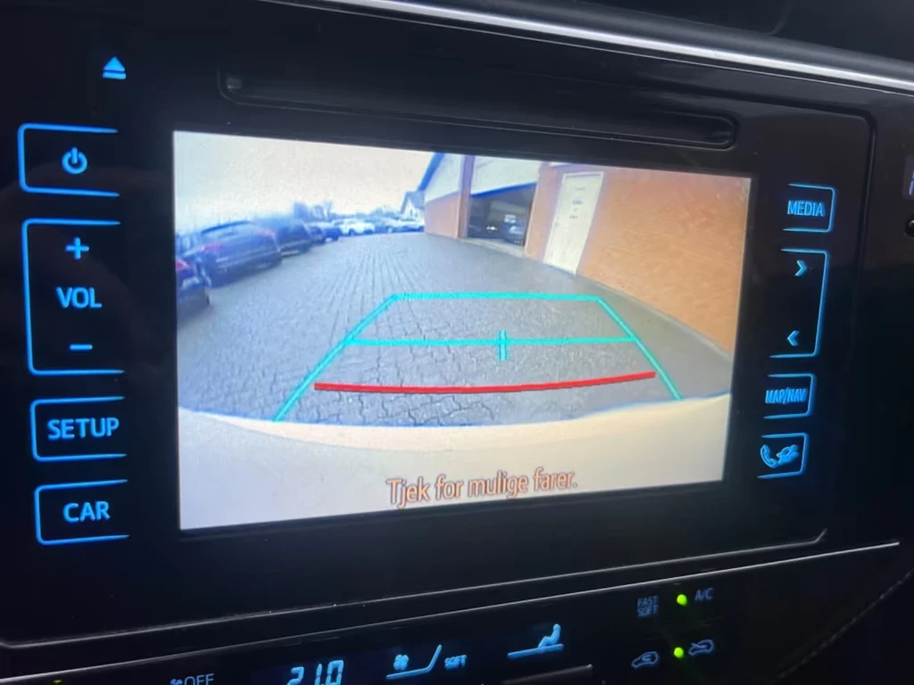 Toyota Auris 1.2 Comfort 116кс - изображение 9