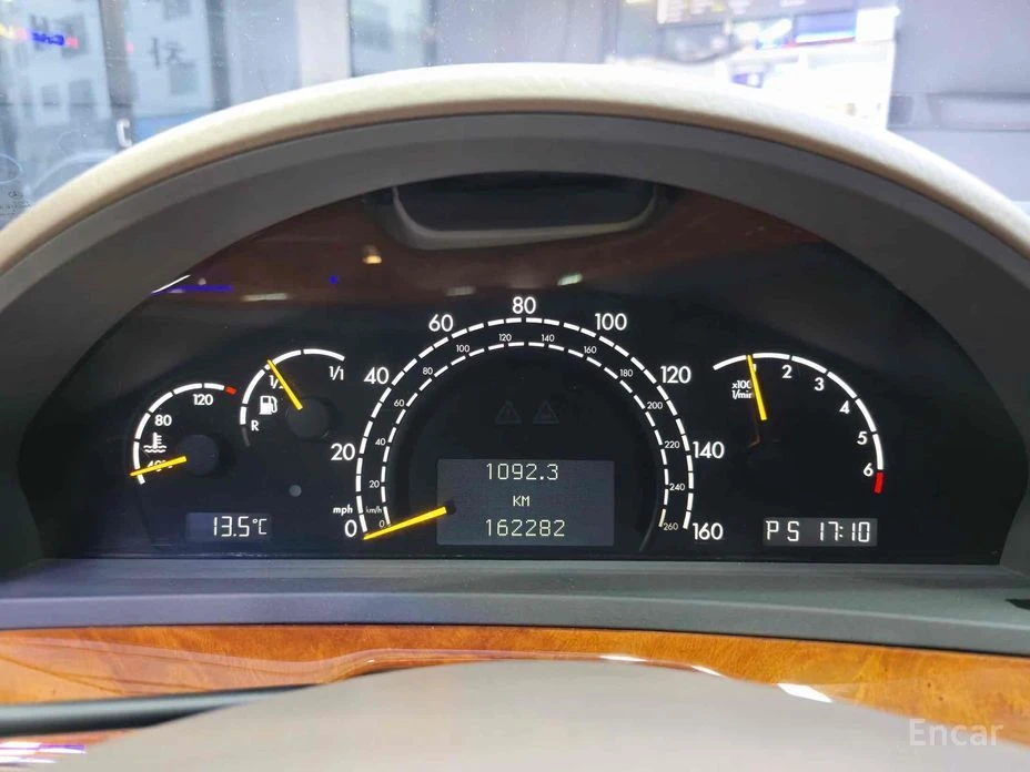 Mercedes-Benz S 500  - изображение 10