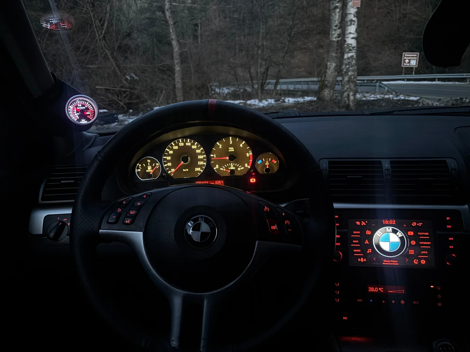 BMW 320  - изображение 8