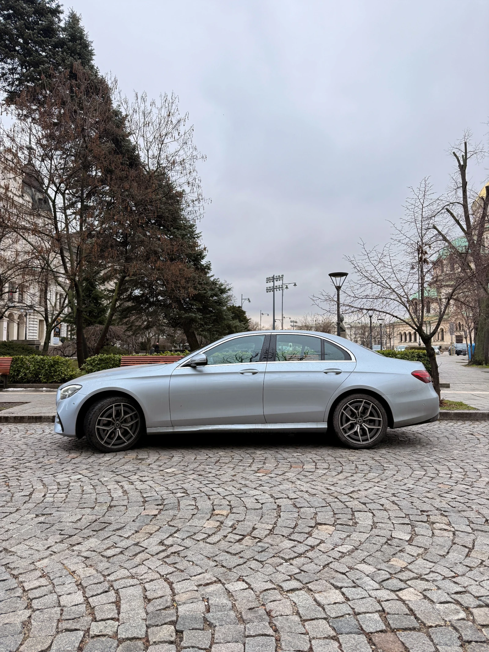 Mercedes-Benz E 450 4MATIC, снимка 6 - Автомобили и джипове - 53712142