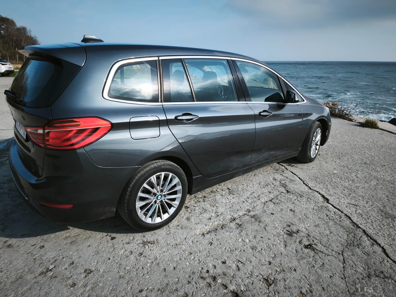 BMW 2 Gran Tourer 218i, снимка 5 - Автомобили и джипове - 53803139