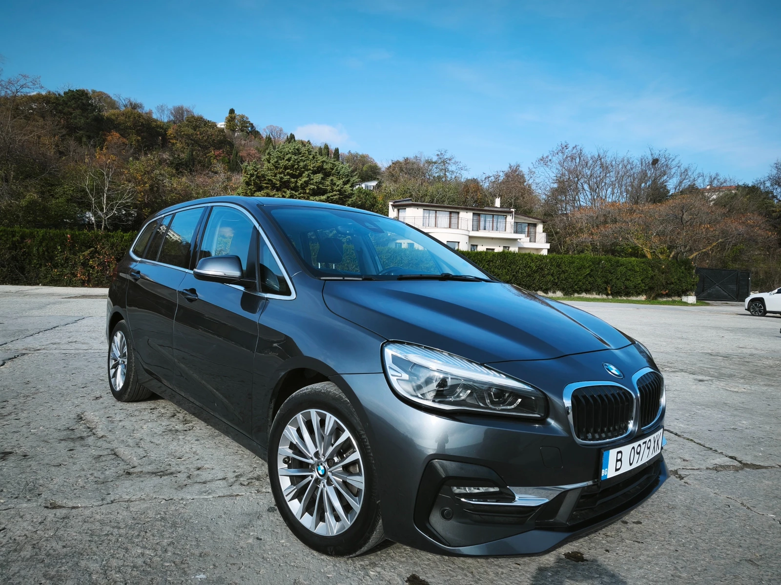 BMW 2 Gran Tourer 218i, снимка 4 - Автомобили и джипове - 53803139
