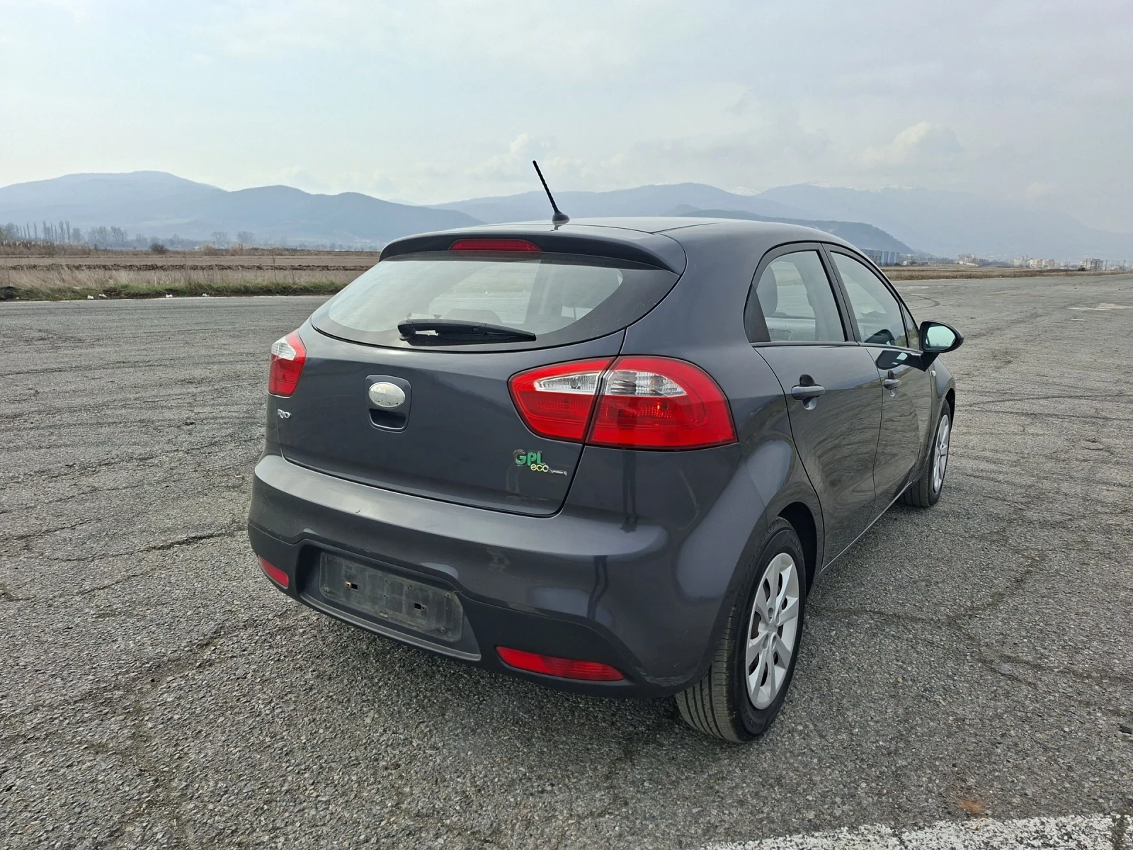 Kia Rio 1.2 Benz.Gaz | Mobile.bg � ����������� 3