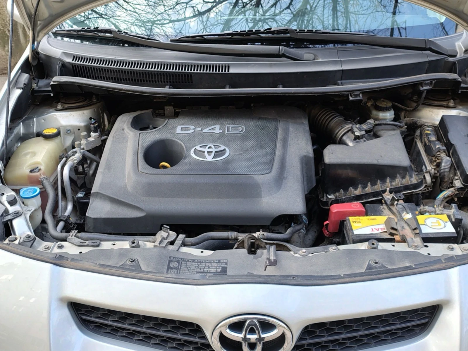 Toyota Auris 1.4 D4D 6 скорости , снимка 6 - Автомобили и джипове - 53876121