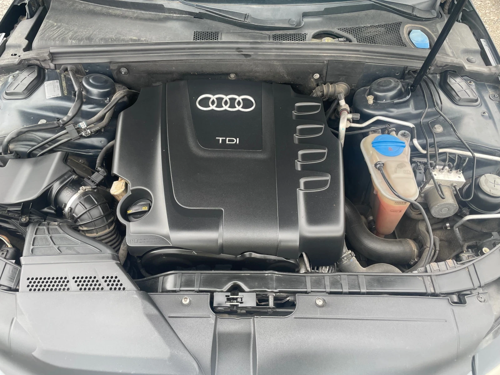 Audi A4 2.0TDI NAVI BLIND SPOT LANE ASSIST 143КС, снимка 14 - Автомобили и джипове - 53879247
