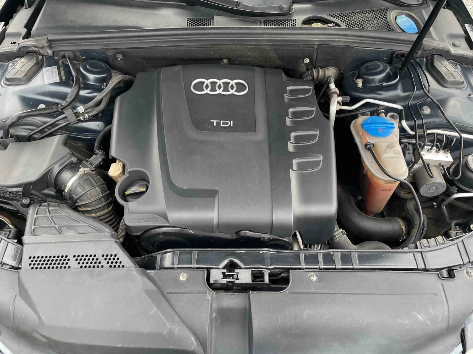 Audi A4 2.0TDI NAVI BLIND SPOT LANE ASSIST 143КС, снимка 15 - Автомобили и джипове - 53879247