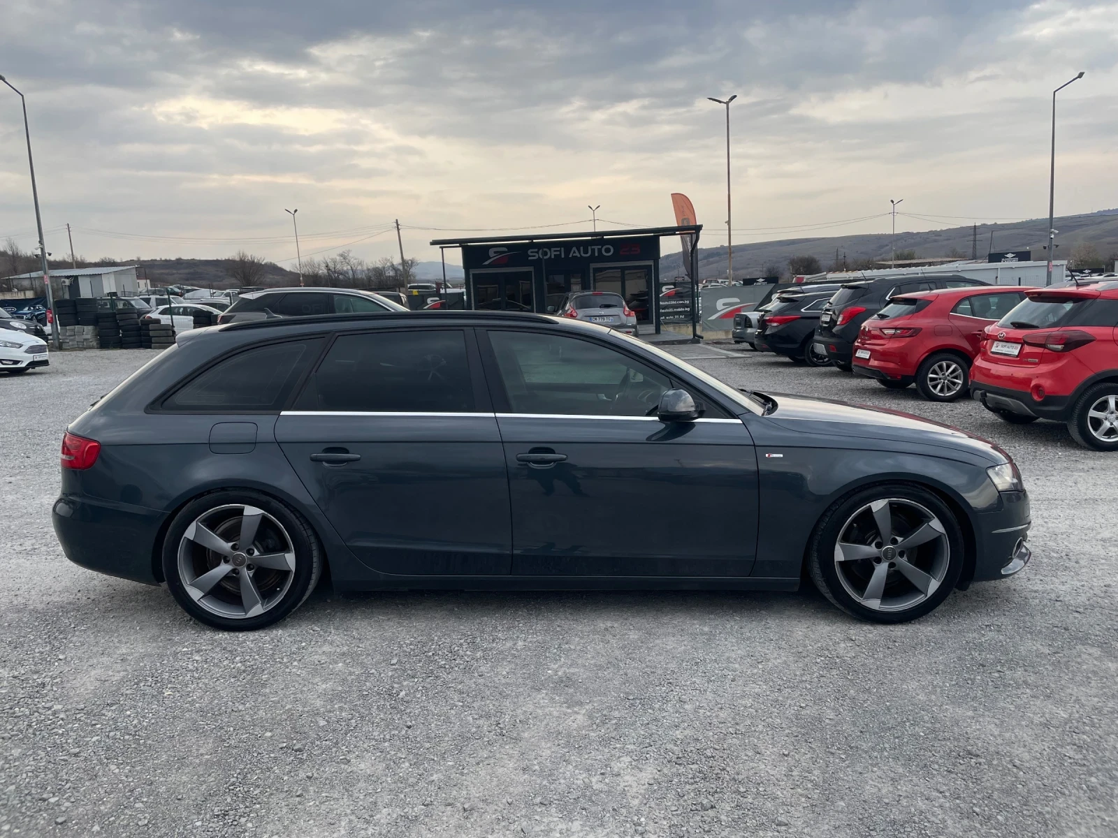 Audi A4 2.0TDI NAVI BLIND SPOT LANE ASSIST 143КС, снимка 8 - Автомобили и джипове - 53879247