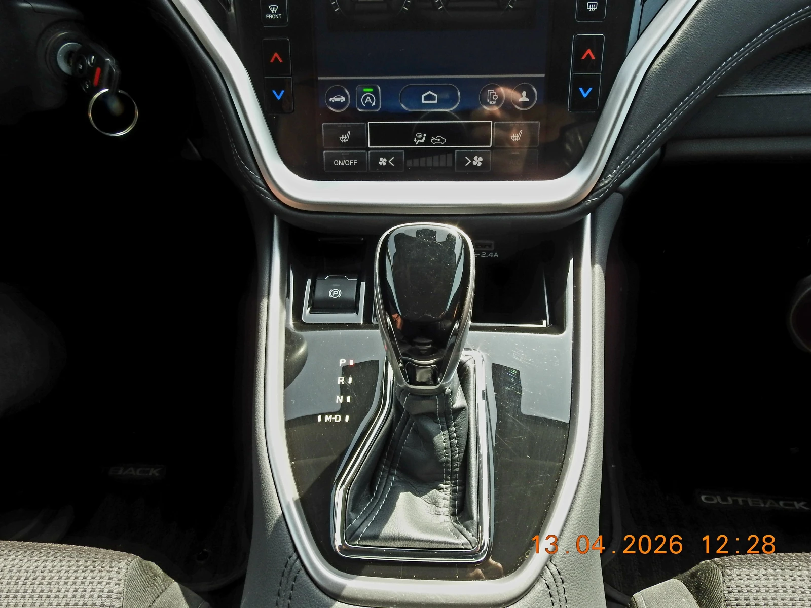 Subaru Outback Premium, снимка 13 - Автомобили и джипове - 54180598