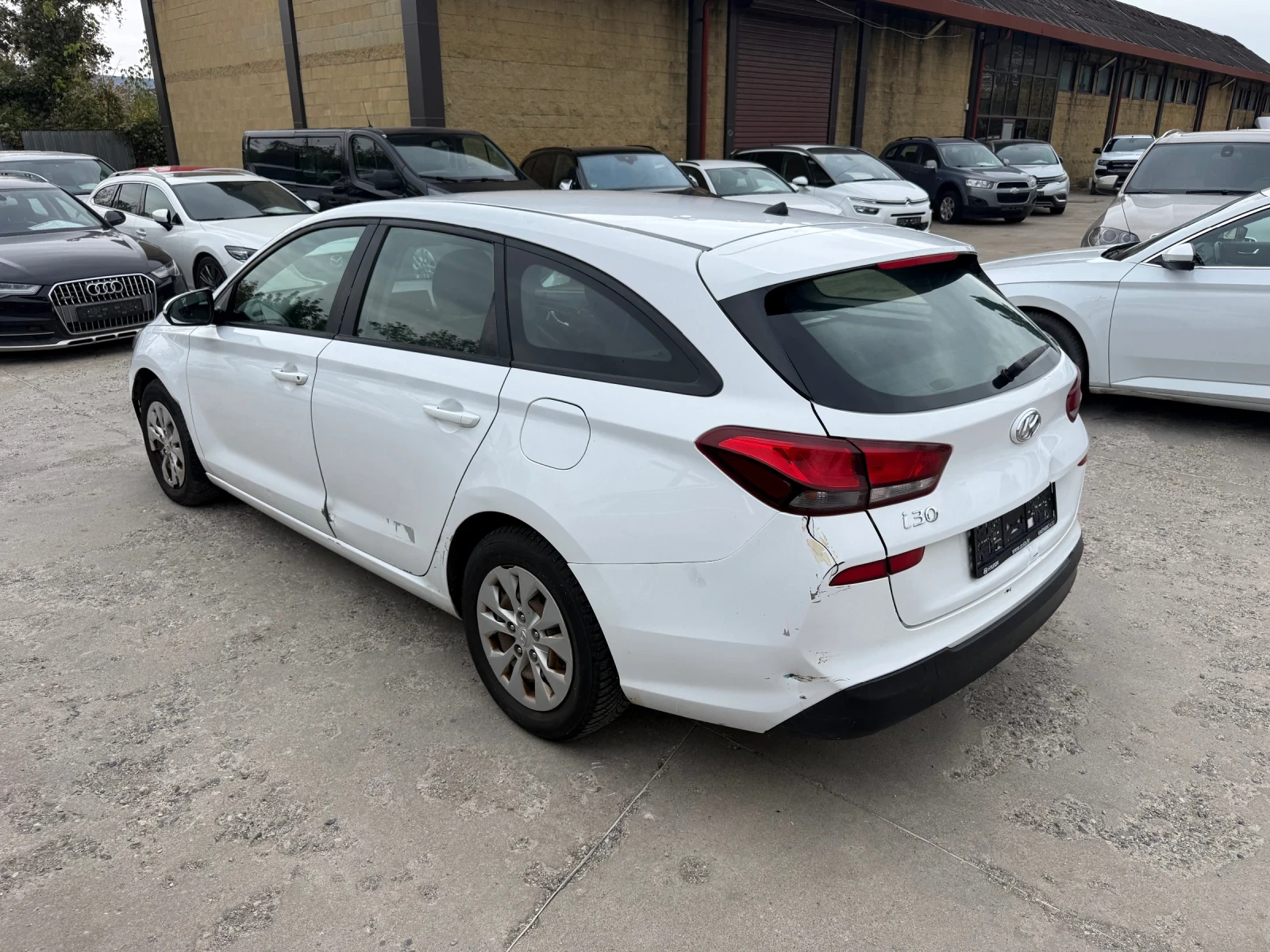 Hyundai I30 1.4i ��� 100��. | Mobile.bg � ����������� 5