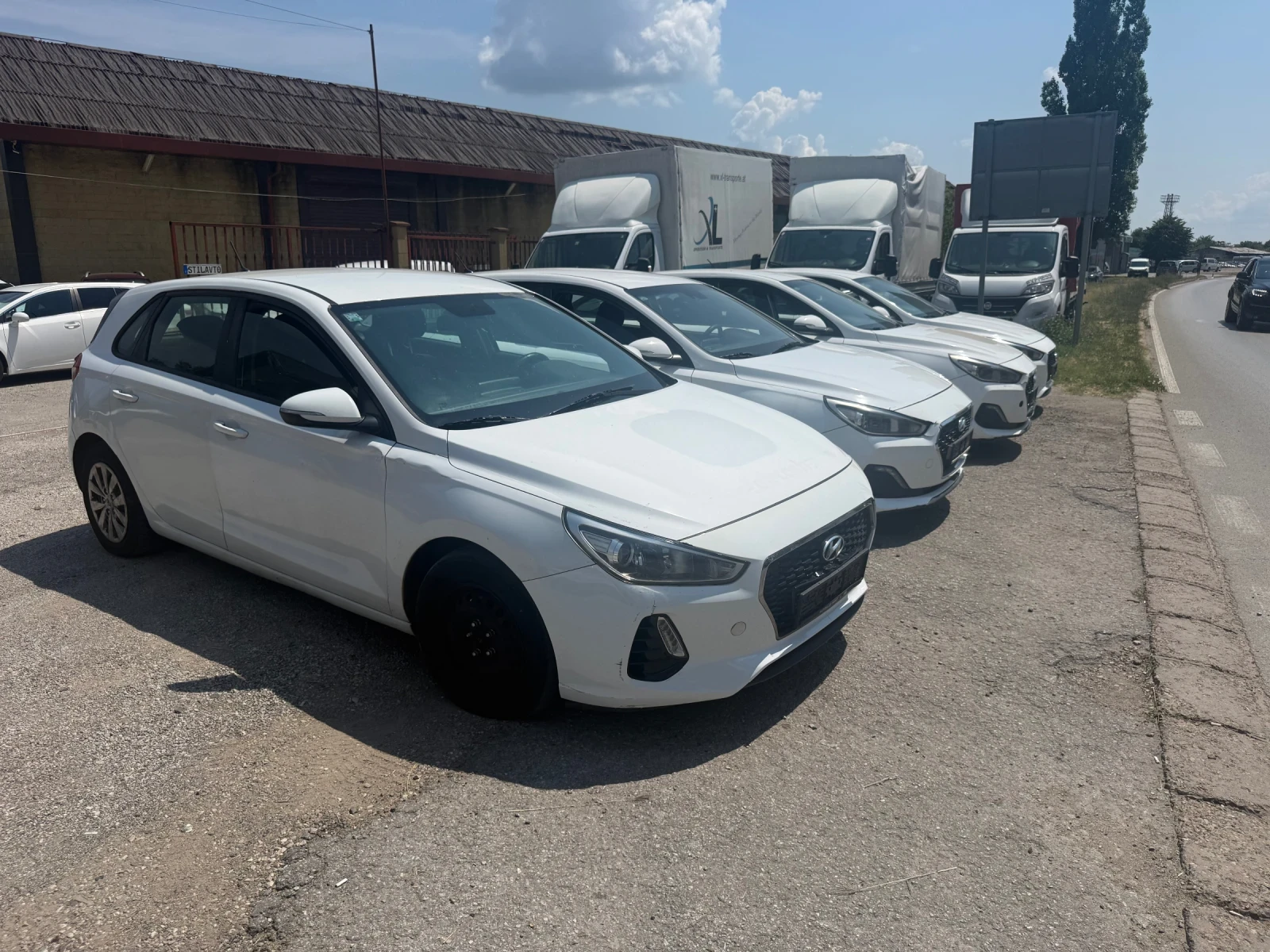 Hyundai I30 1.4i ГАЗ 100кс., снимка 9 - Автомобили и джипове - 54223817
